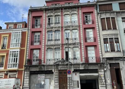 LLANO PONTE 8 (Avilés)